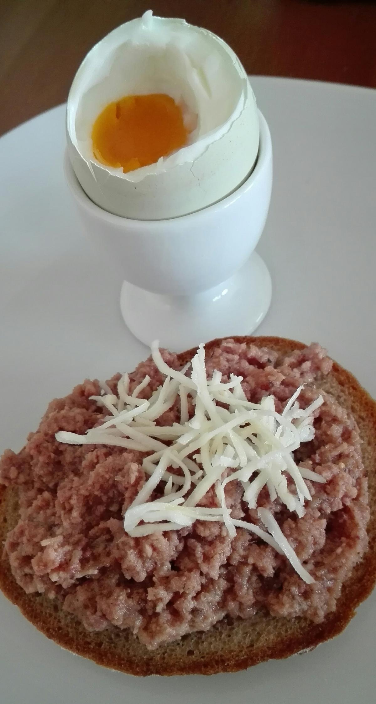 Crostini toscani al pate’ di fegato - oder auch krosses Brot mit warmen Leberaufstrich genannt